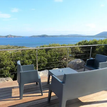 Magnifique Avec Vue 180° Sur La Baie De Pinarello Et Piscine Chauffee