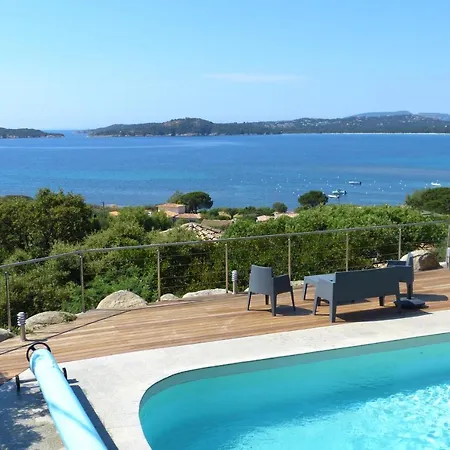 Magnifique Avec Vue 180° Sur La Baie De Pinarello Et Piscine Chauffee